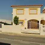 V4 Com Piscina Privada A 400 Metros Da Semesterbostad Albufeira