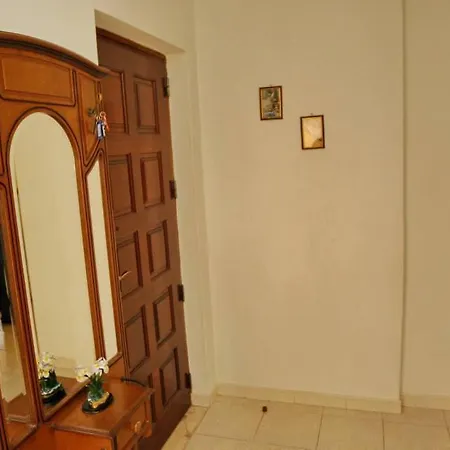 V4 Com Piscina Privada A 400 Metros Da بيت للعطل *