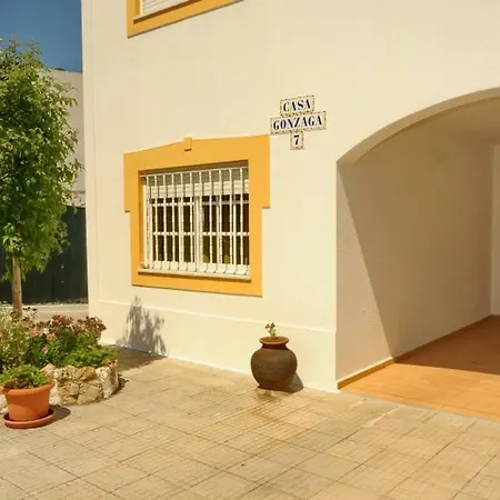 Сasa de vacaciones V4 Com Piscina Privada A 400 Metros Da *