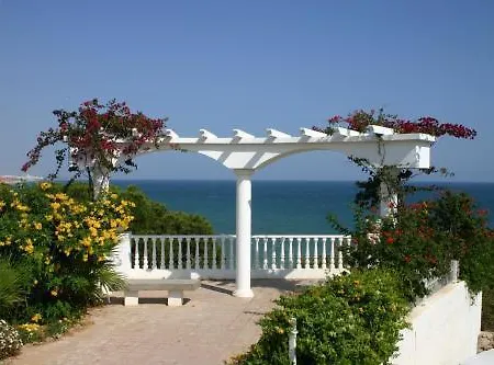 Сasa de vacaciones V4 Com Piscina Privada A 400 Metros Da Albufeira