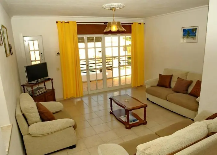 V4 Com Piscina Privada A 400 Metros Da Дом отдыха