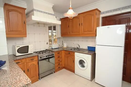 V4 Com Piscina Privada A 400 Metros Da Дом отдыха