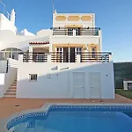 V4 Com Piscina Privada A 400 Metros Da * אלבופיירה